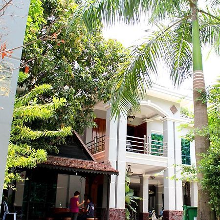 Envoy Hostel Phnom Penh Bagian luar foto