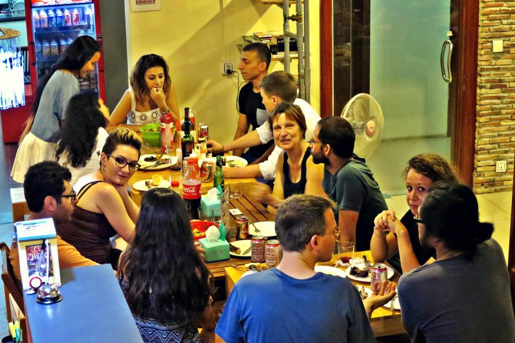 Envoy Hostel Phnom Penh Bagian luar foto